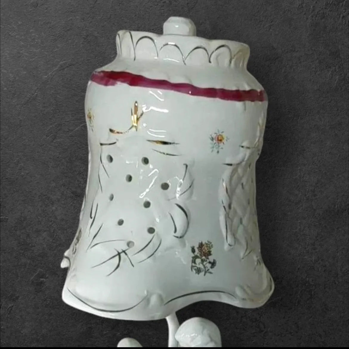 Romeo & Juliet: White & Burgundy Porcelain Lamp
