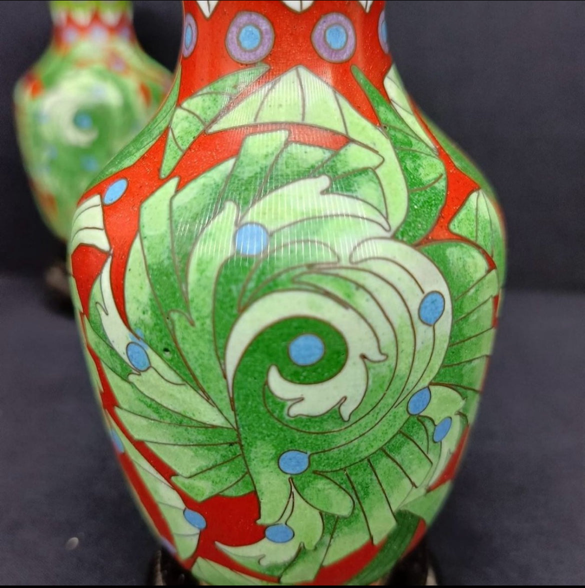 Cloisonné Vase: Colorful Design
