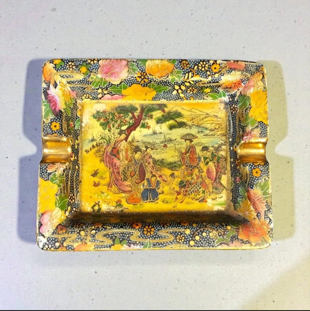 Chinoiserie Porcelain Ashtrays – Raised Bride Motifs – Satsuma Marked