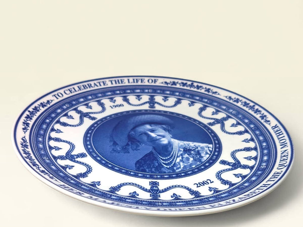 Wedgwood English Bleu Blanc Porcelain Plate – Queen Elizabeth