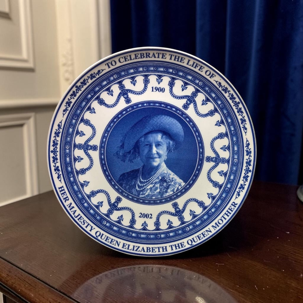 Wedgwood English Bleu Blanc Porcelain Plate – Queen Elizabeth