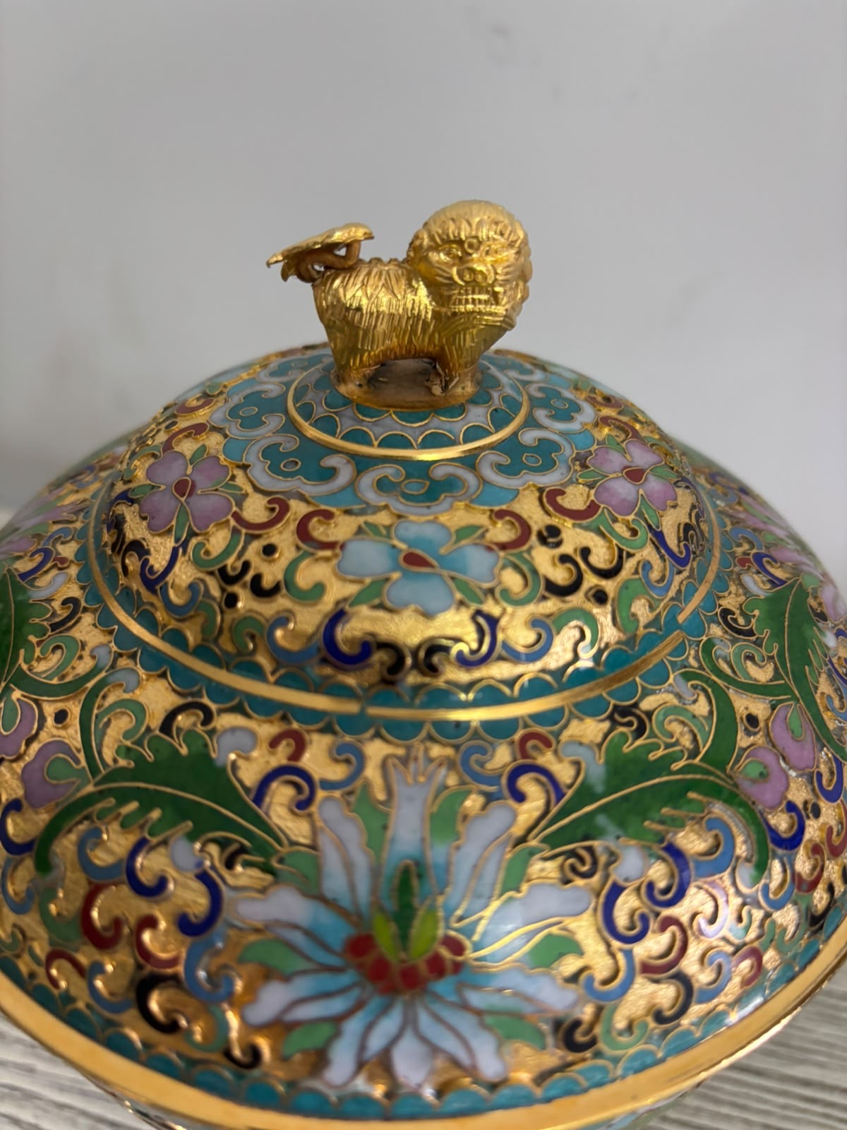 Raised Cloisonné Lidded Jar with Lion Finial – Wooden Base