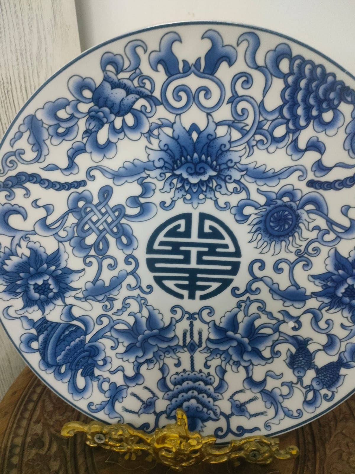 Chinoiserie Plate with Distinctive Artwork – Stamped