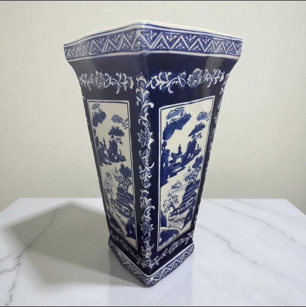 Square Bleu Blanc Chinoiserie Vase