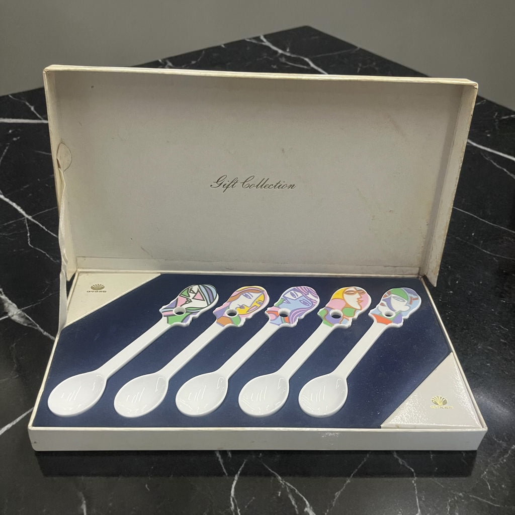 Chinoiserie Porcelain Spoon Set – Stamped – With Original Box