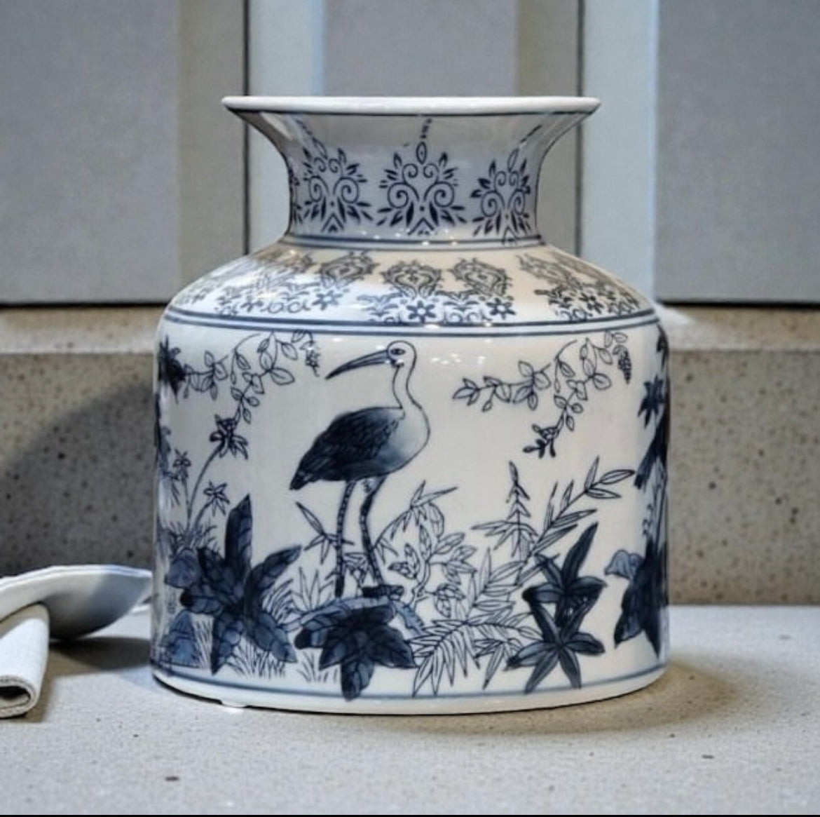 Bleu Blanc Porcelain Vase – Flamingo Design