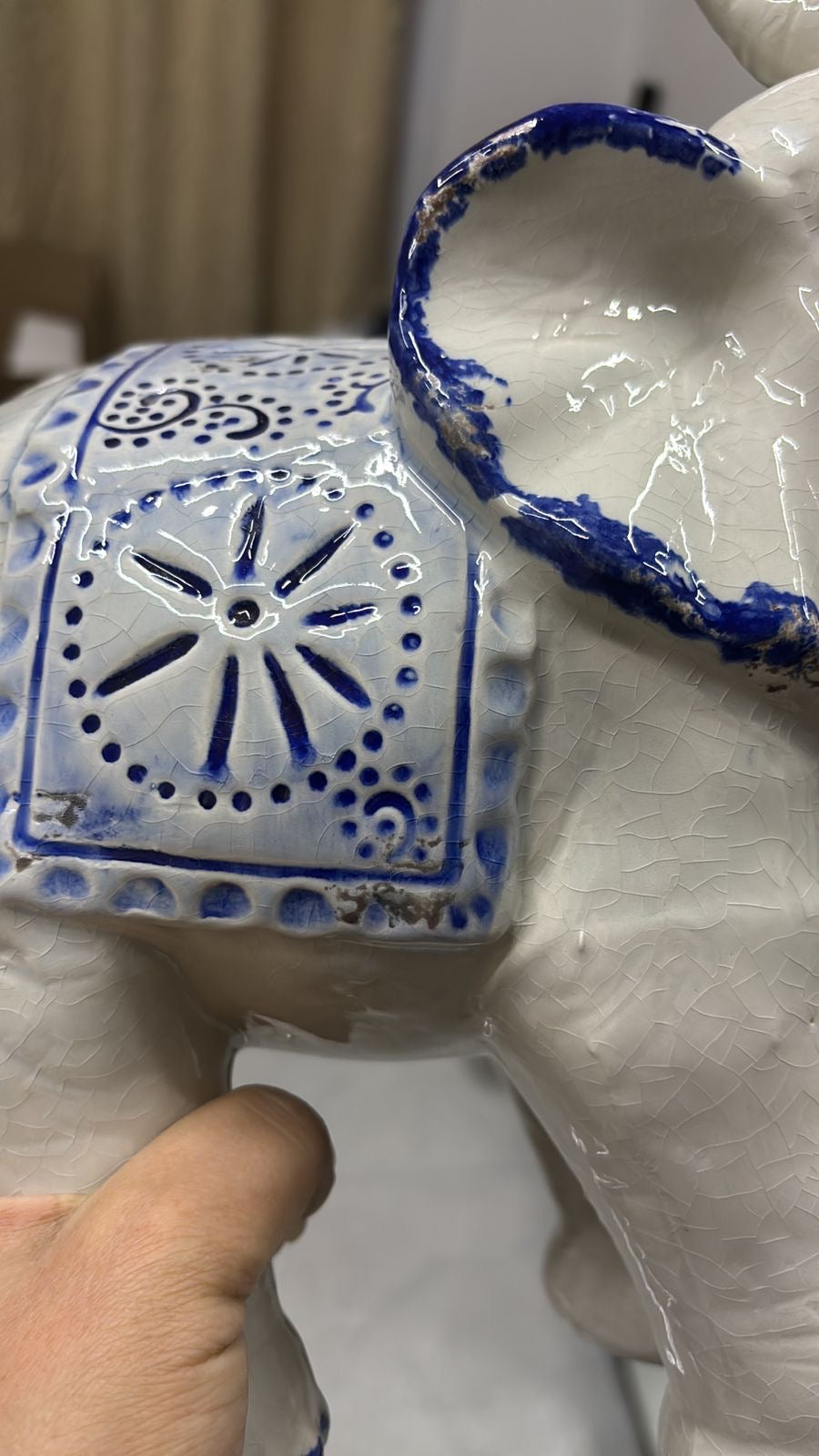Large Bleu Blanc Porcelain Elephant