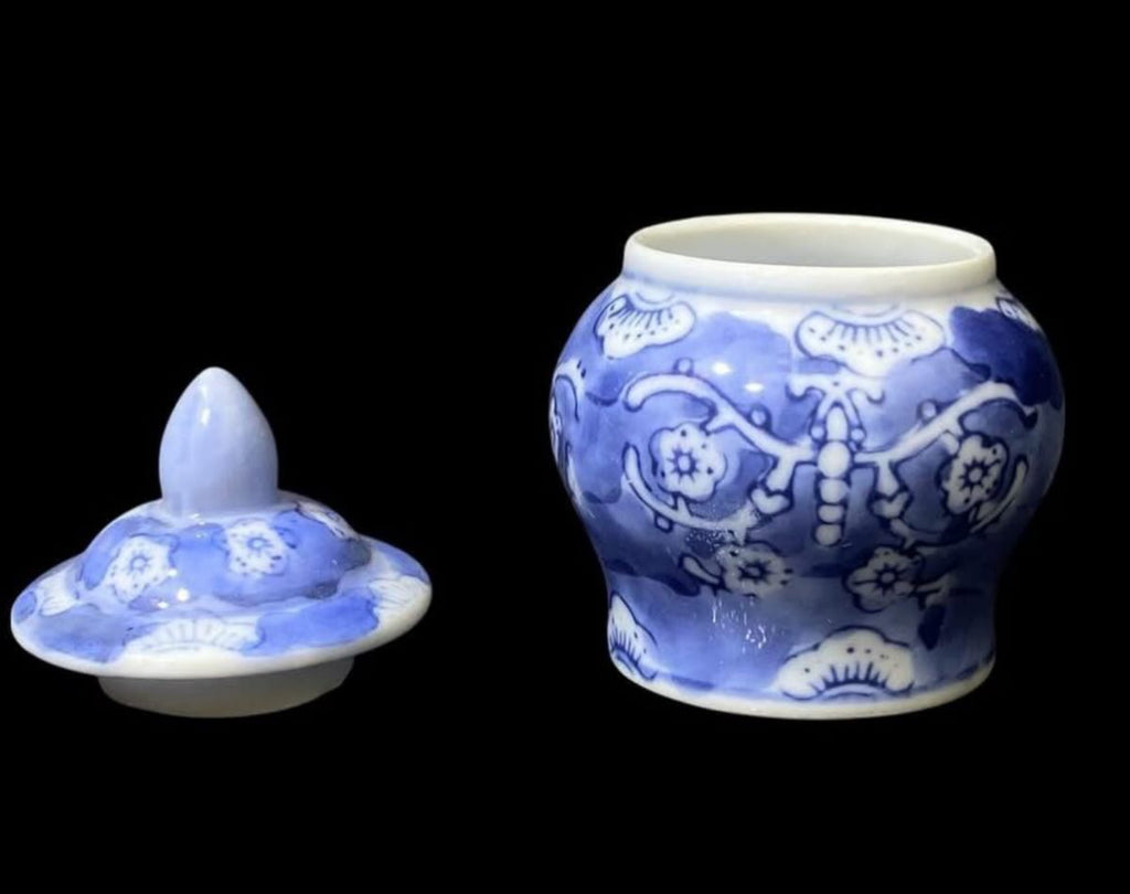 Set of 2 Lidded Cruets – Bleu Blanc Chinese Porcelain – Hand-Painted – Vintage