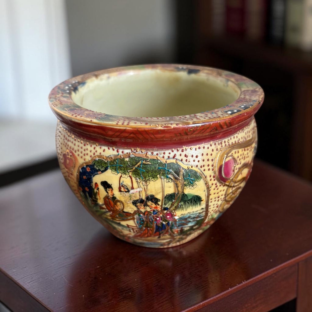 Small Chinoiserie Cachepot with Raised Figurine Design & Gold Accents